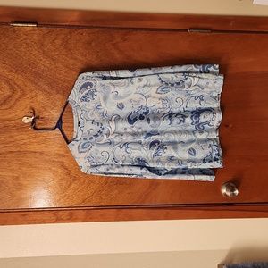 Pretty paisley t-shirt